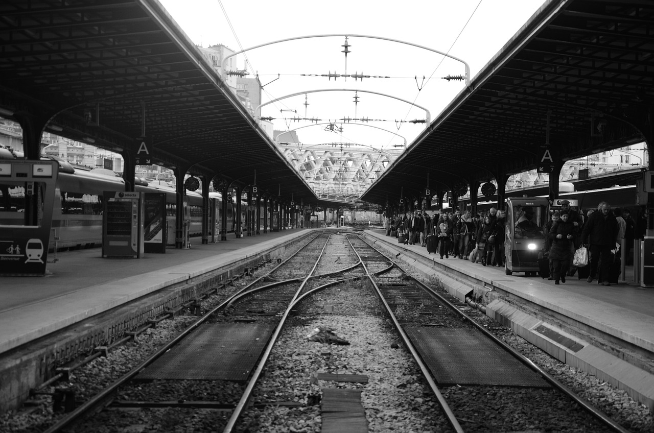 Gare de iest